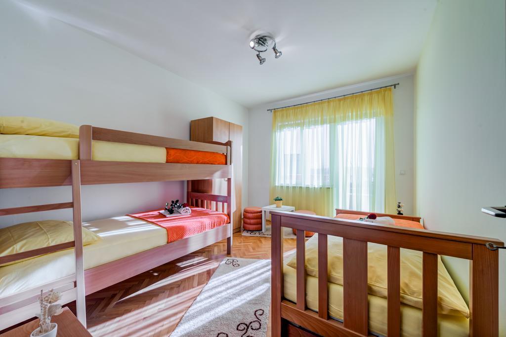 Apartment Marinely Kaštela Kültér fotó