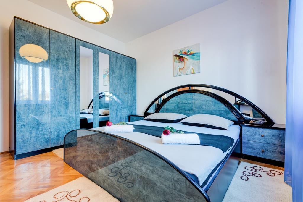 Apartment Marinely Kaštela Kültér fotó