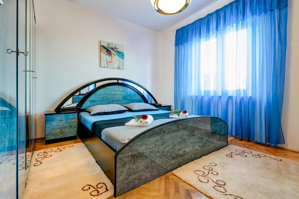 Apartment Marinely Kaštela Kültér fotó